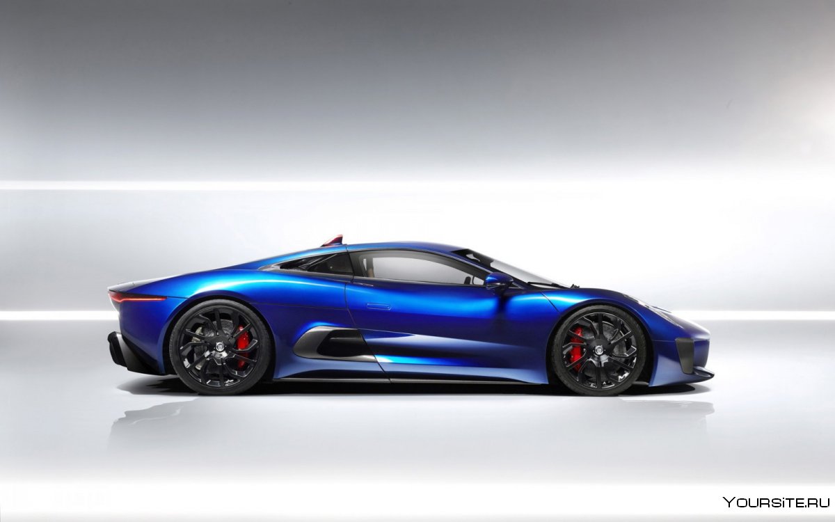 Aston Martin v12 Red