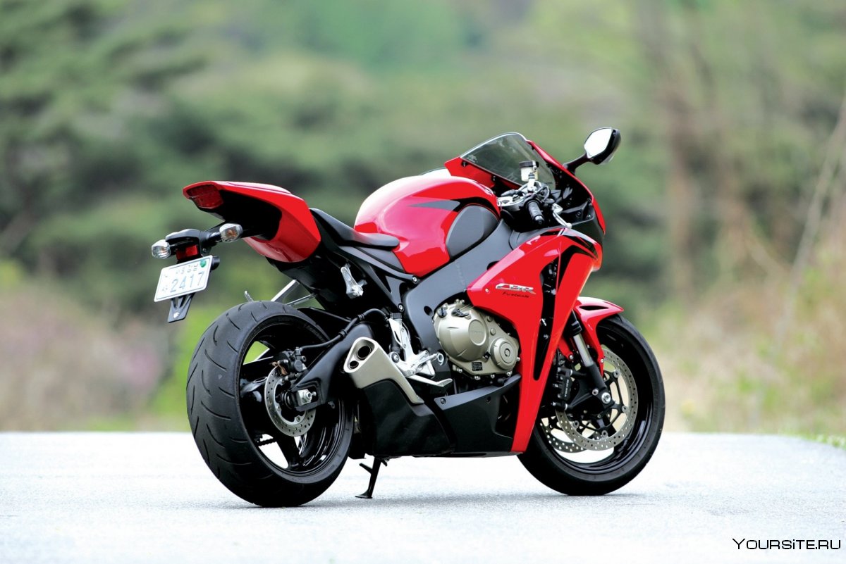 Honda CBR 1000 Red