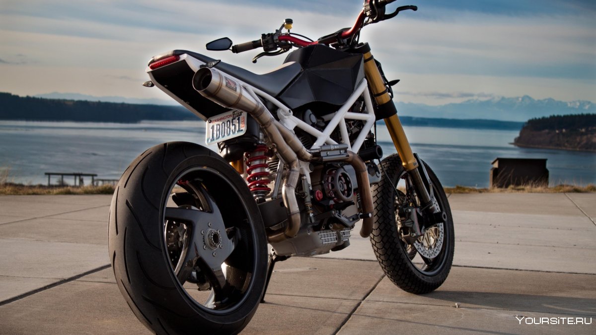 Ducati Hypermotard Custom