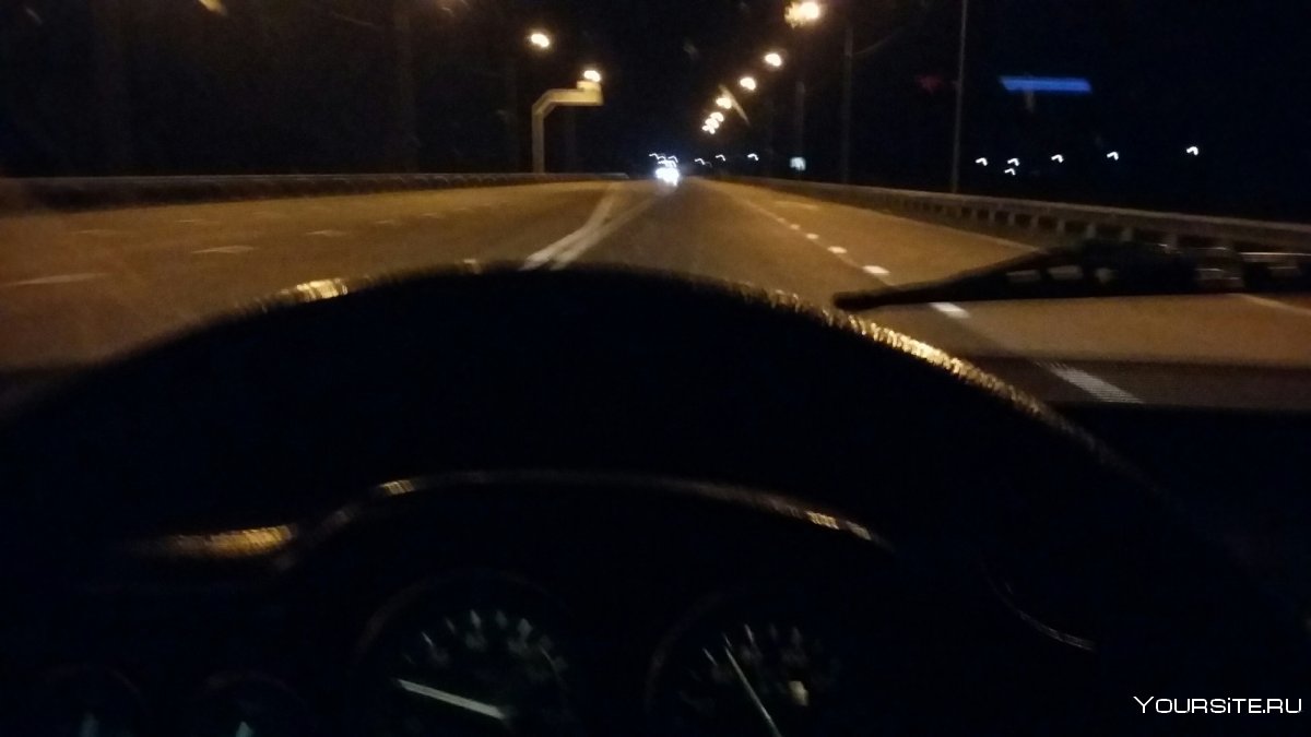 Ночная поездка на машине