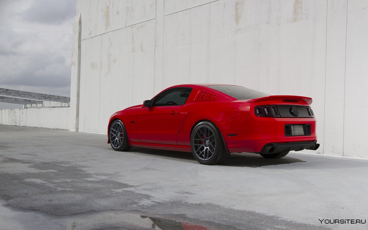 Ford Mustang gt 2011 Red