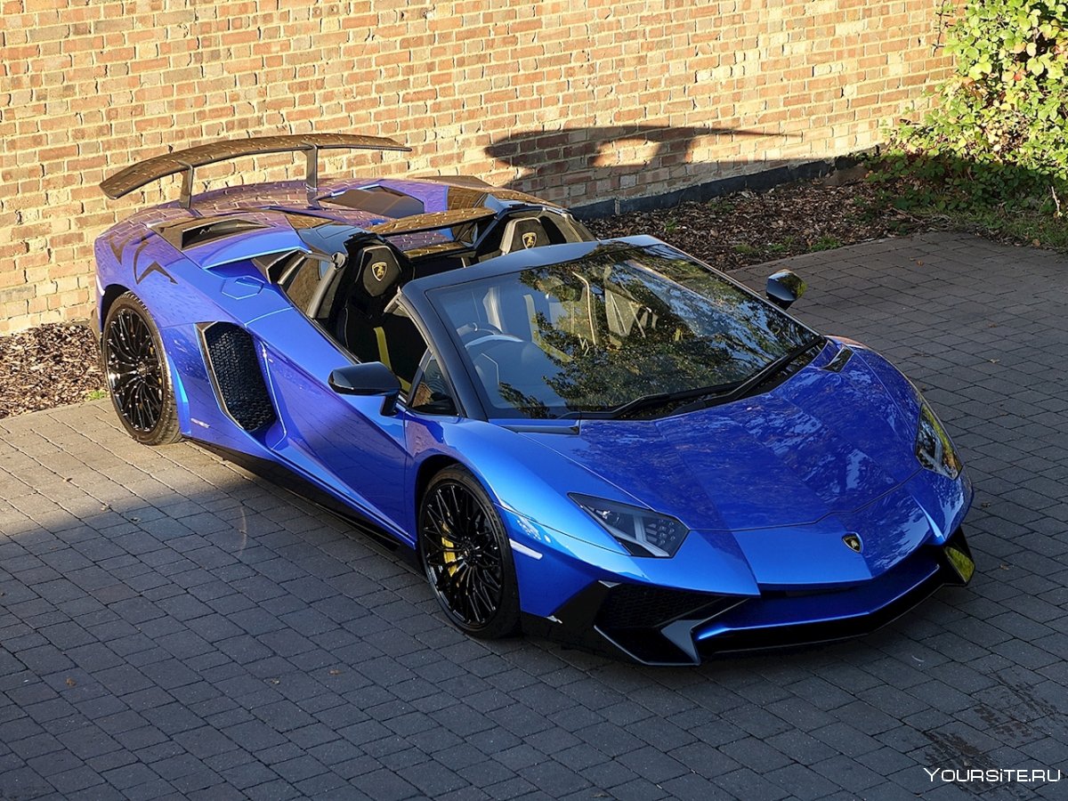 Lamborghini Aventador lp700-4 Blue