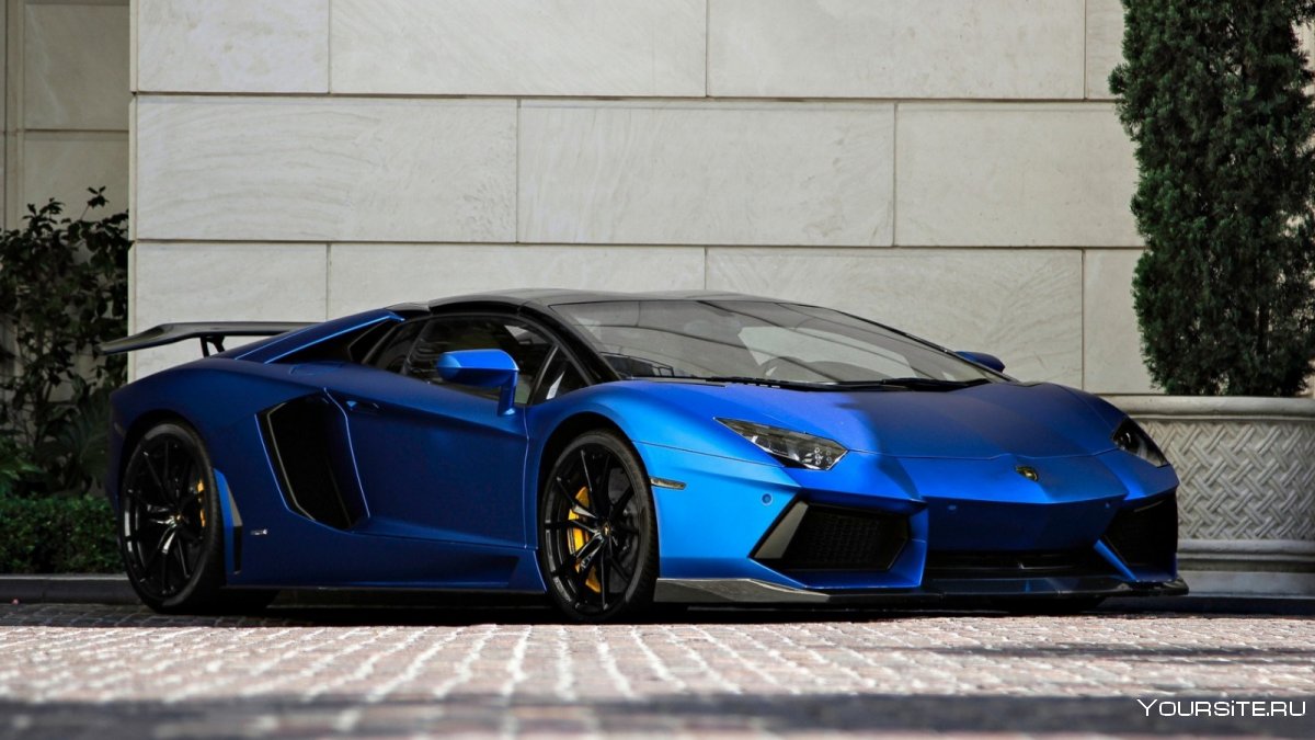 Lamborghini Aventador Roadster Blue