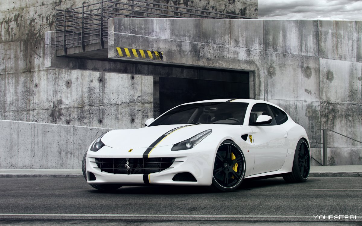 Ferrari FF черная