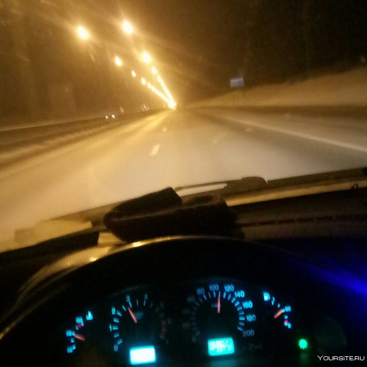 Ночная дорога Москва за рулем