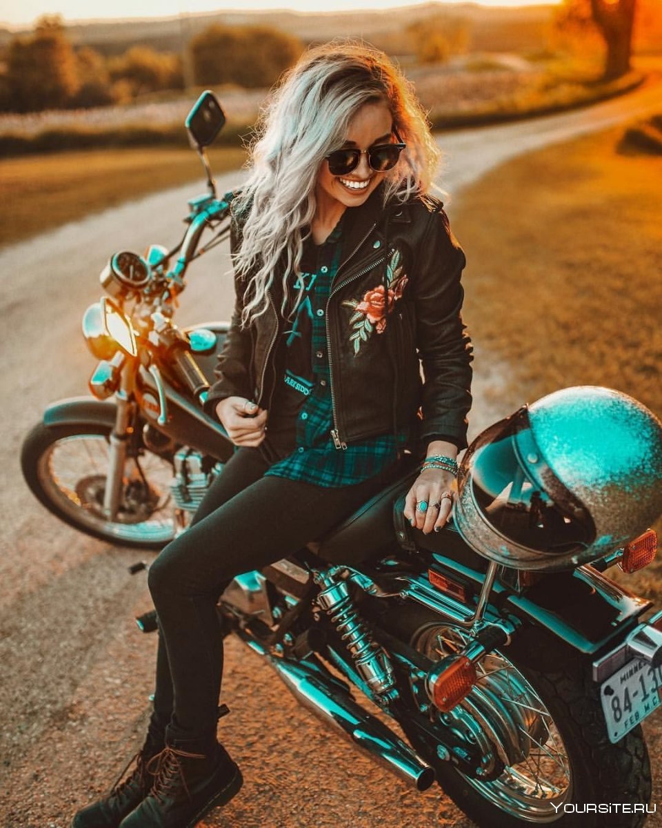 Анна Гречишкина мотоциклистка