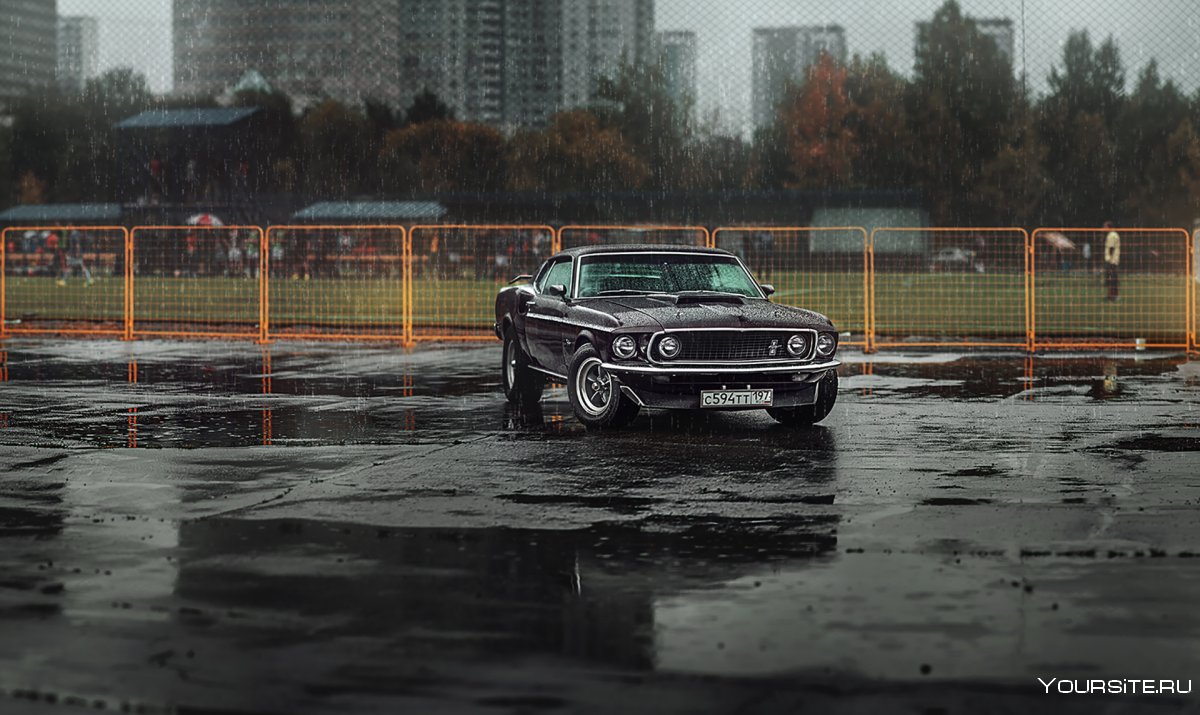 Mustang 1969 под дождем