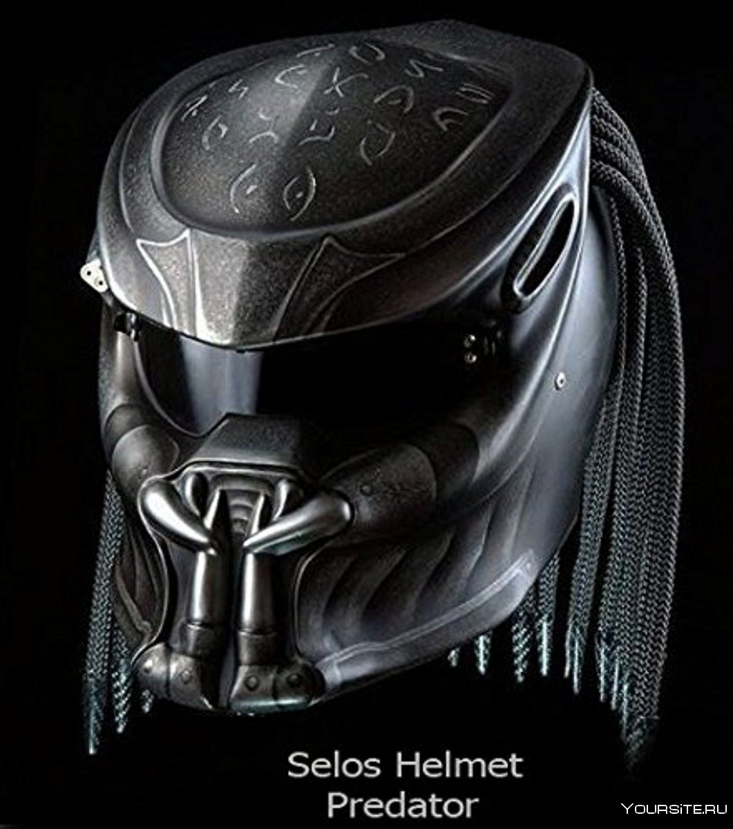 Мотоциклетный шлем чужой