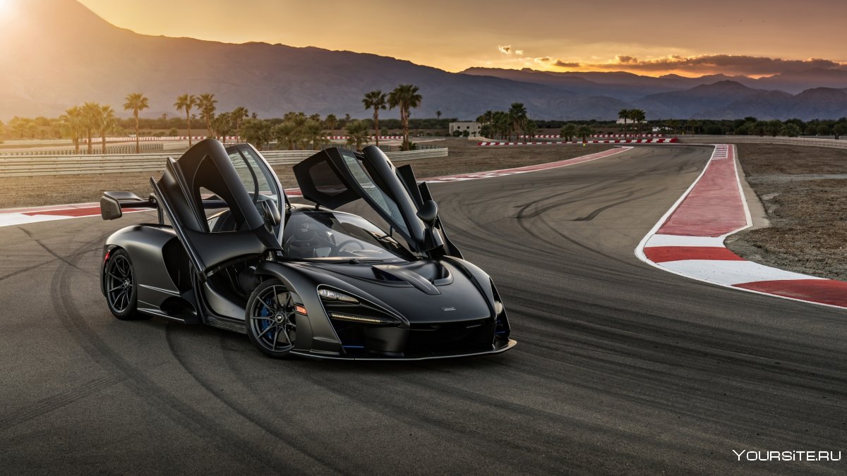 MCLAREN Senna черный