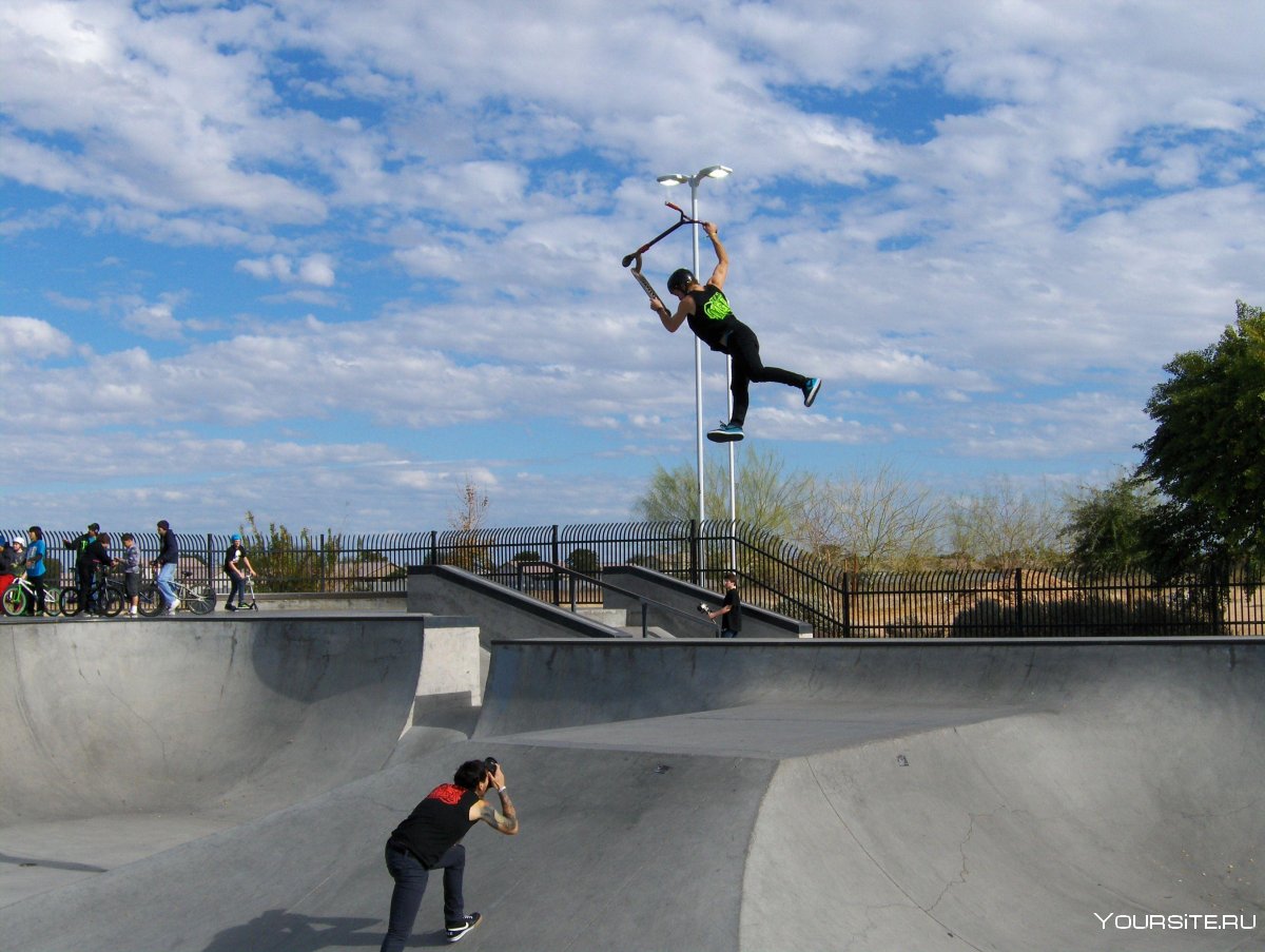 Трюковой самокат Street Rider