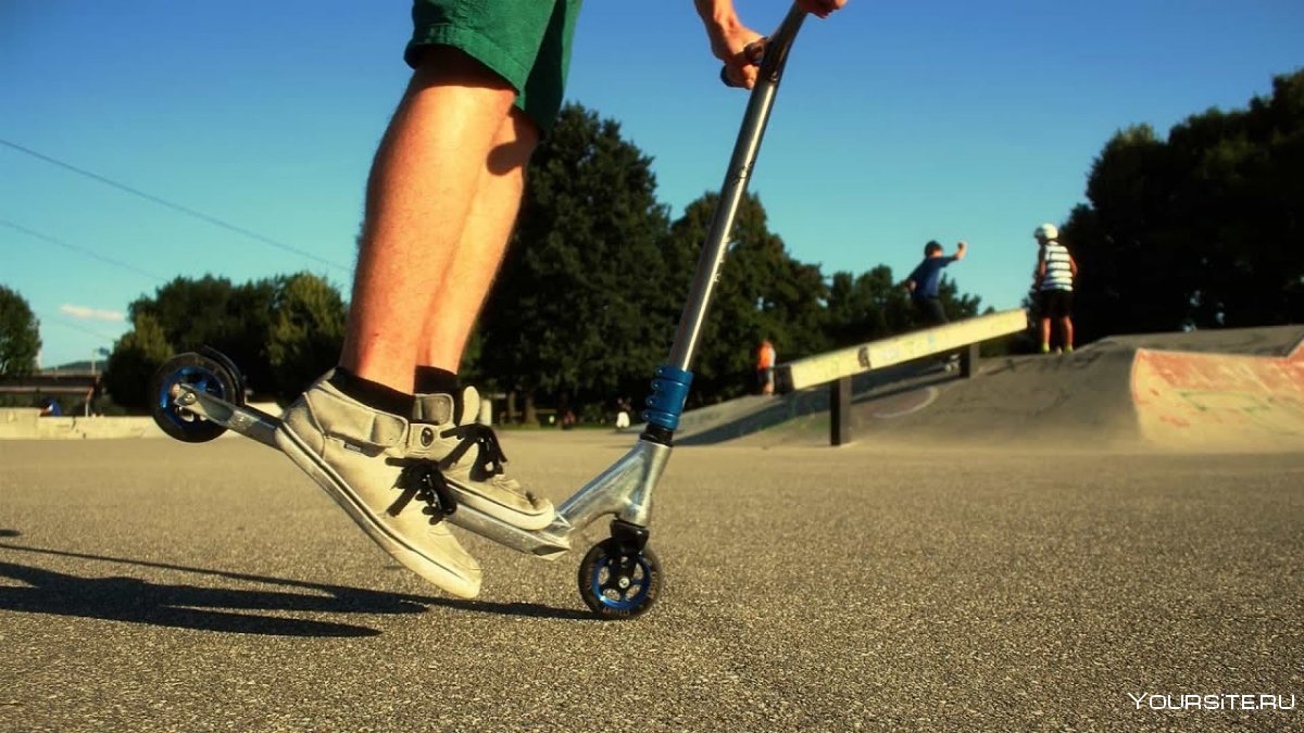 Скут трюковой трюки