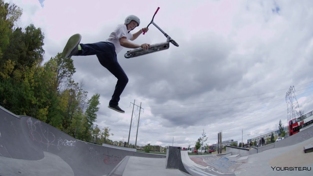 Трюки на самокате