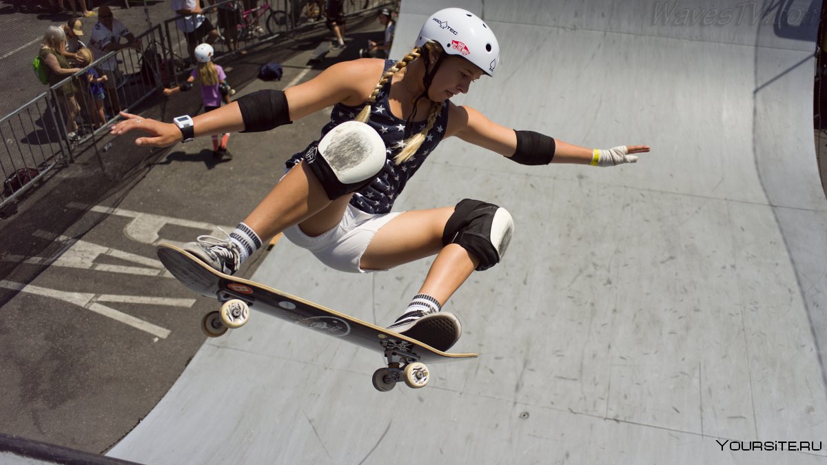Алана Смит скейтбордистка