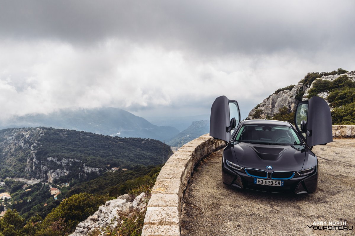 BMW В горах
