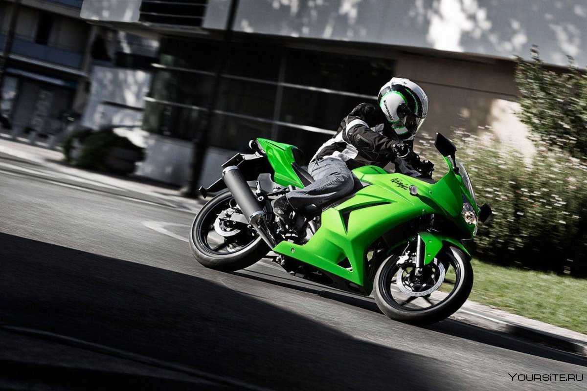 Yamaha r6 фиолетовая