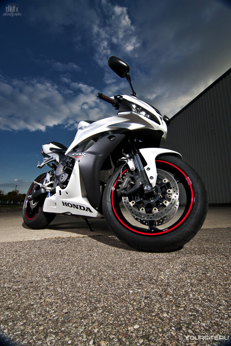 Мотоцикл Honda cbr1000rr