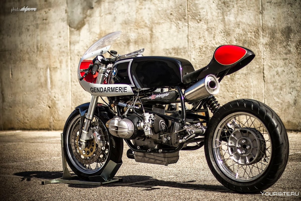 Suzuki GS 1000 Cafe Racer