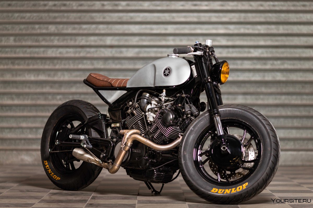 Royal Enfield Cafe Racer
