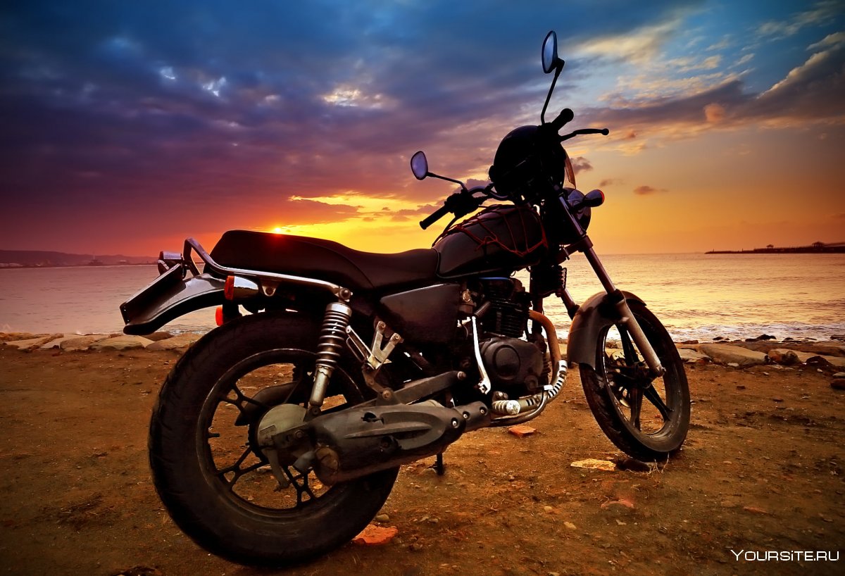 Мотоцикл море закат