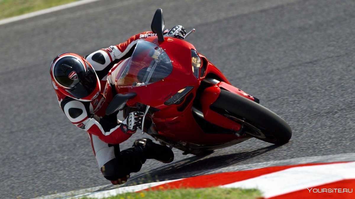 Мотоцикл гоночный Ducati