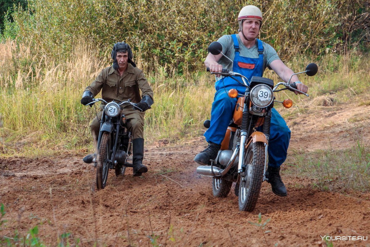 Деревенские гонки на мотоциклах Тверь