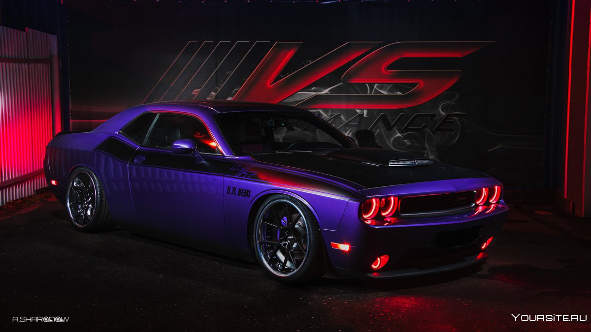 Dodge Challenger 5.7