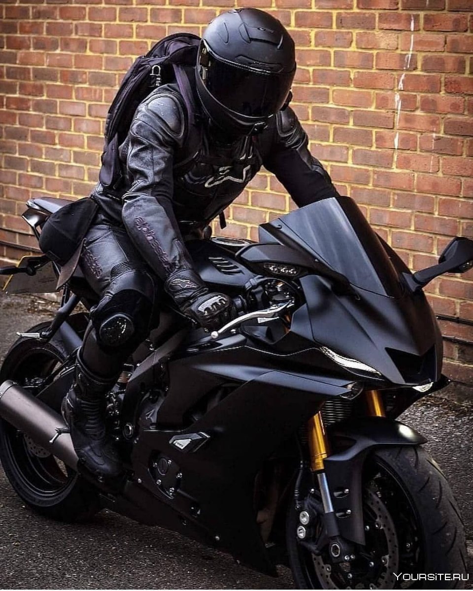 Yamaha YZF- r6 Rider Black