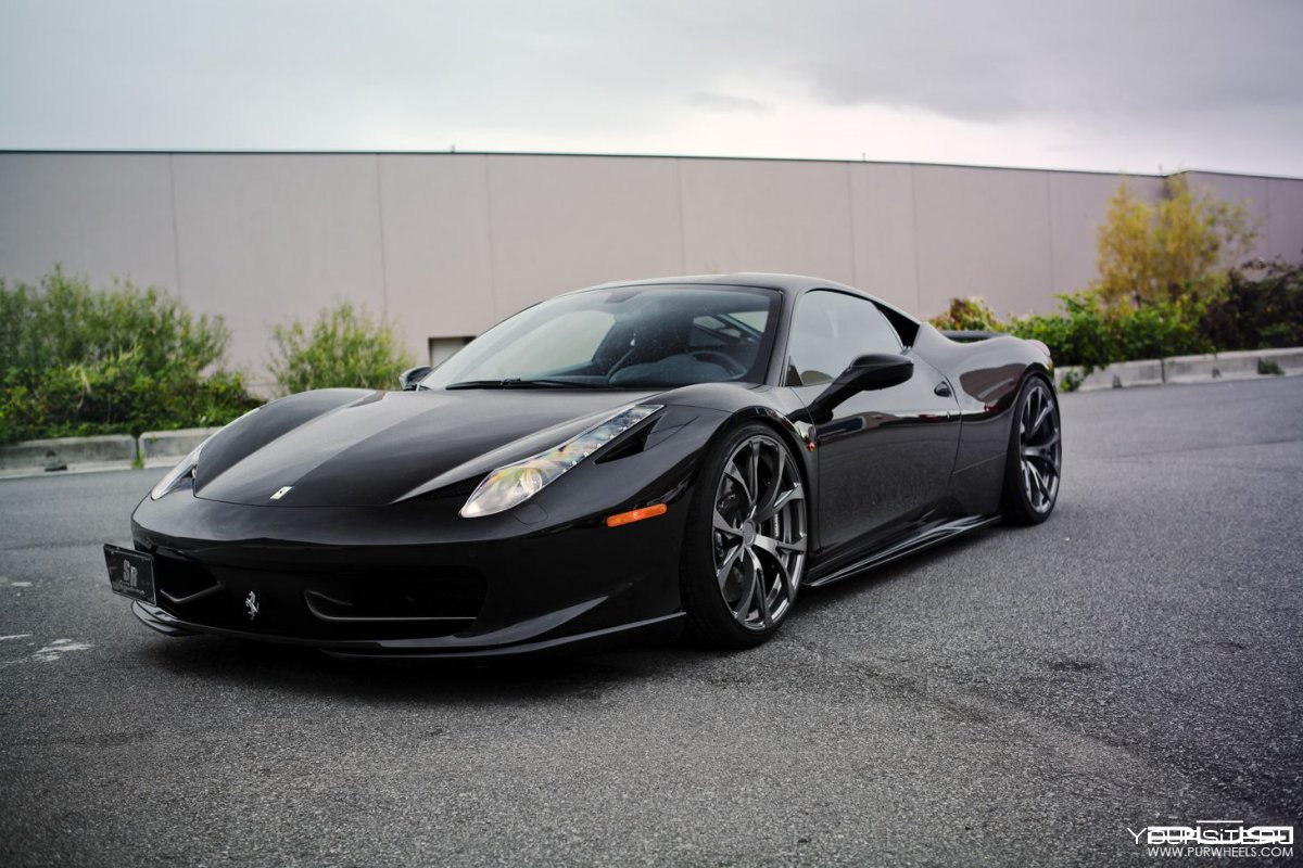 Ferrari 458 черная