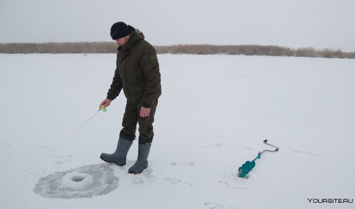 Спортивная зимняя рыбалка
