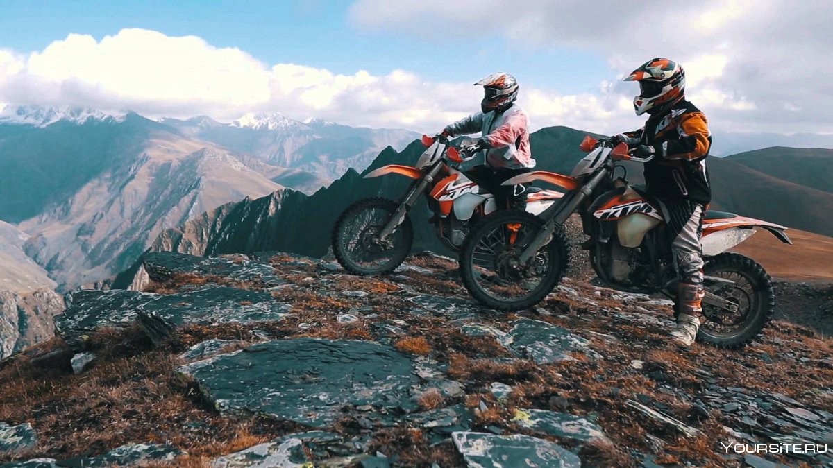 KTM Enduro 250 в горах