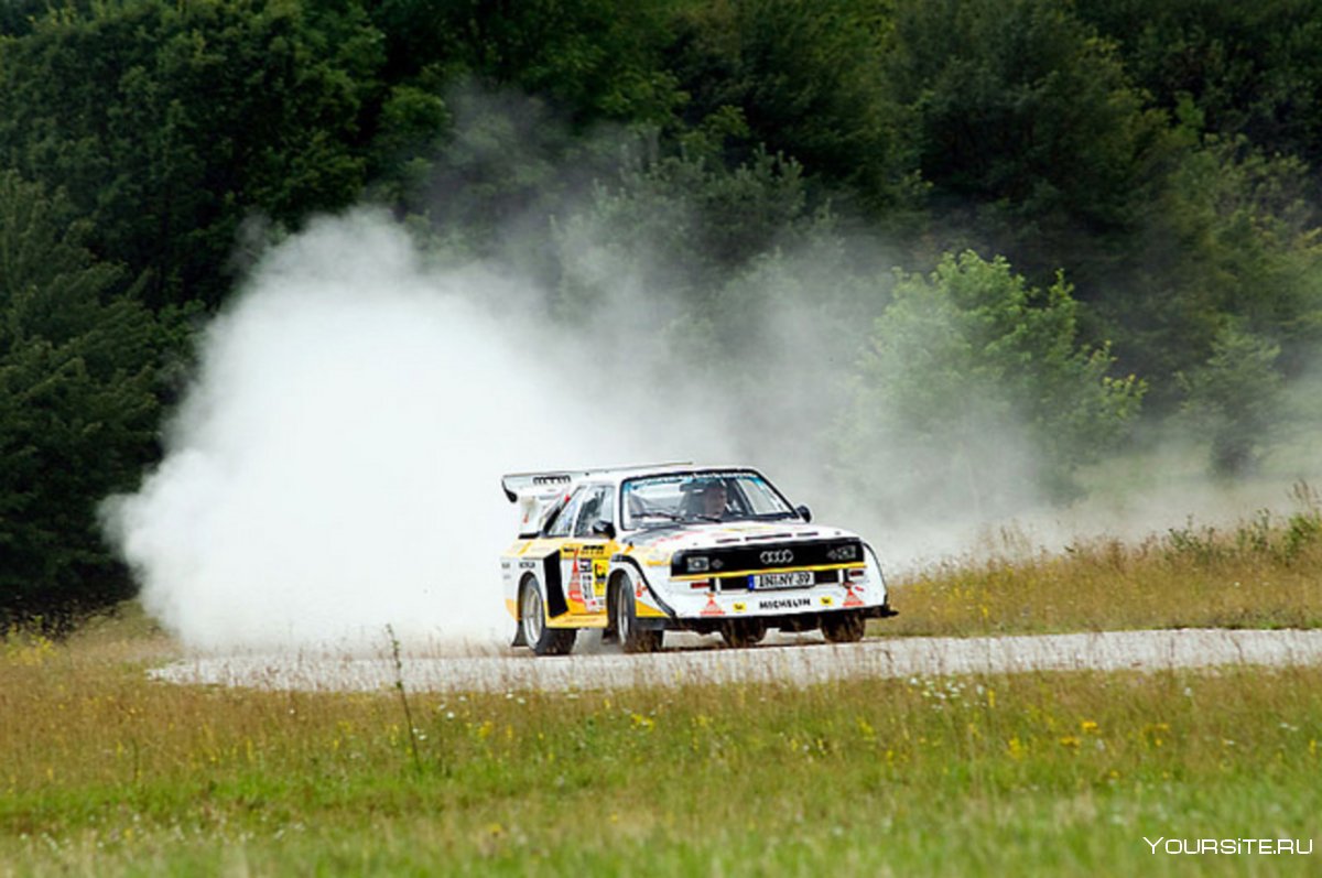 Audi quattro crash