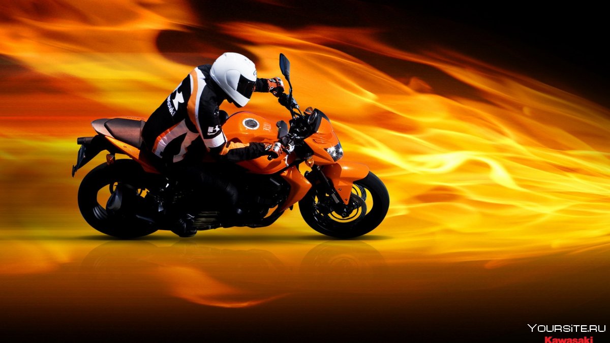 Мотоцикл на фоне огня