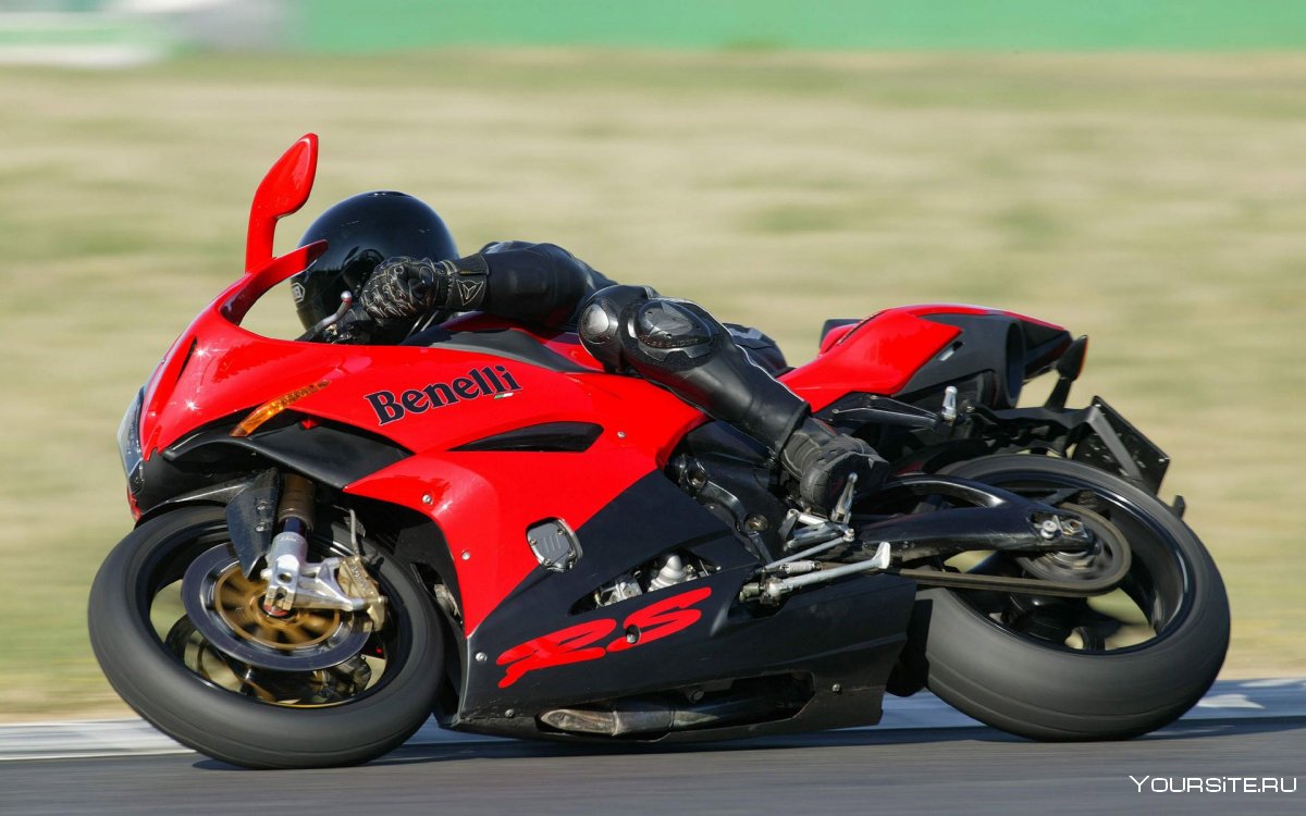 Aprilia rsv4r 2010