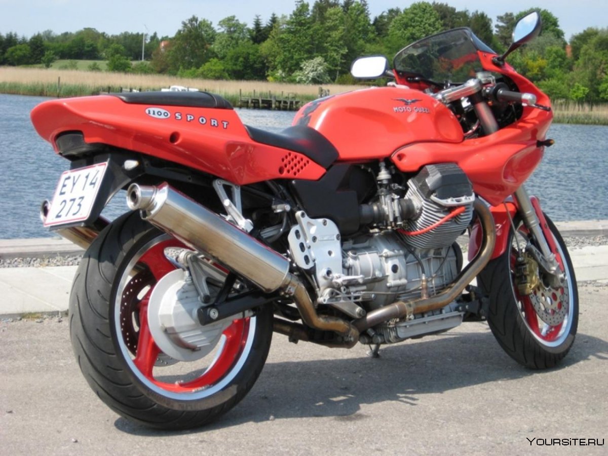 Мотоцикл мото Гуцци 1100