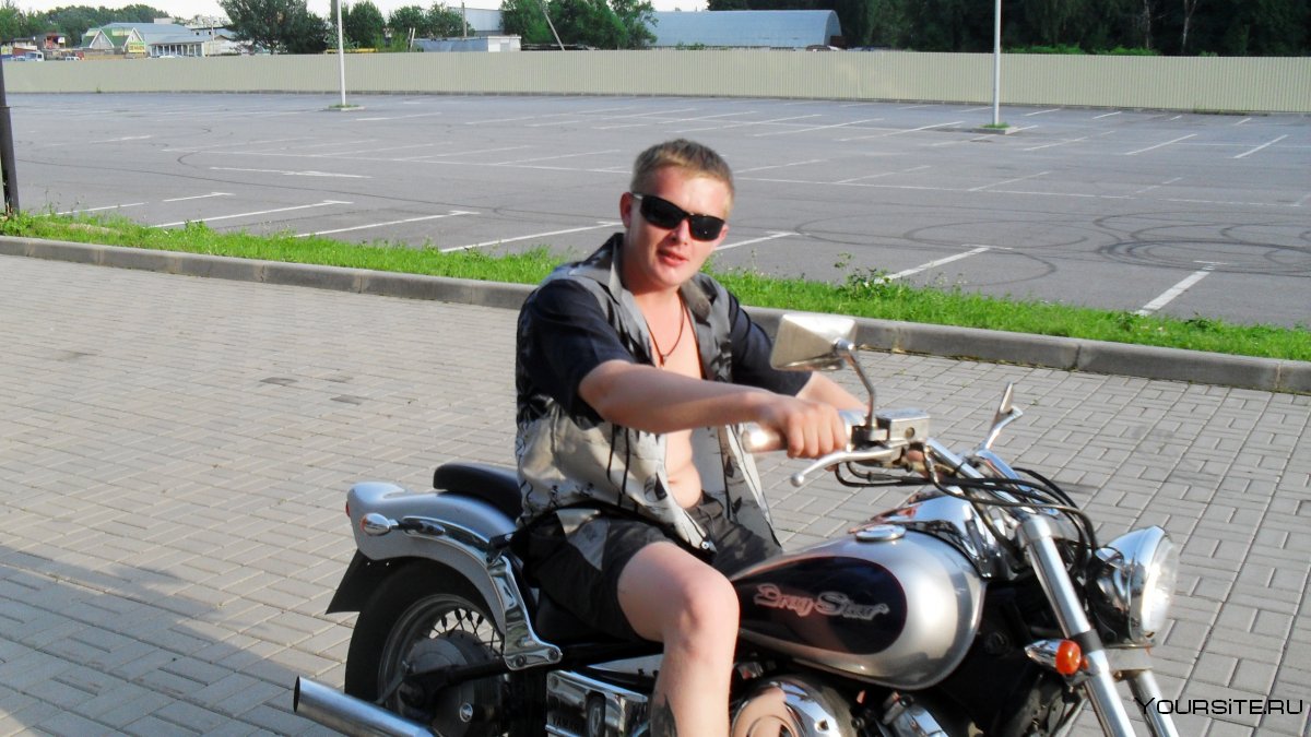 Роман Володин ВК