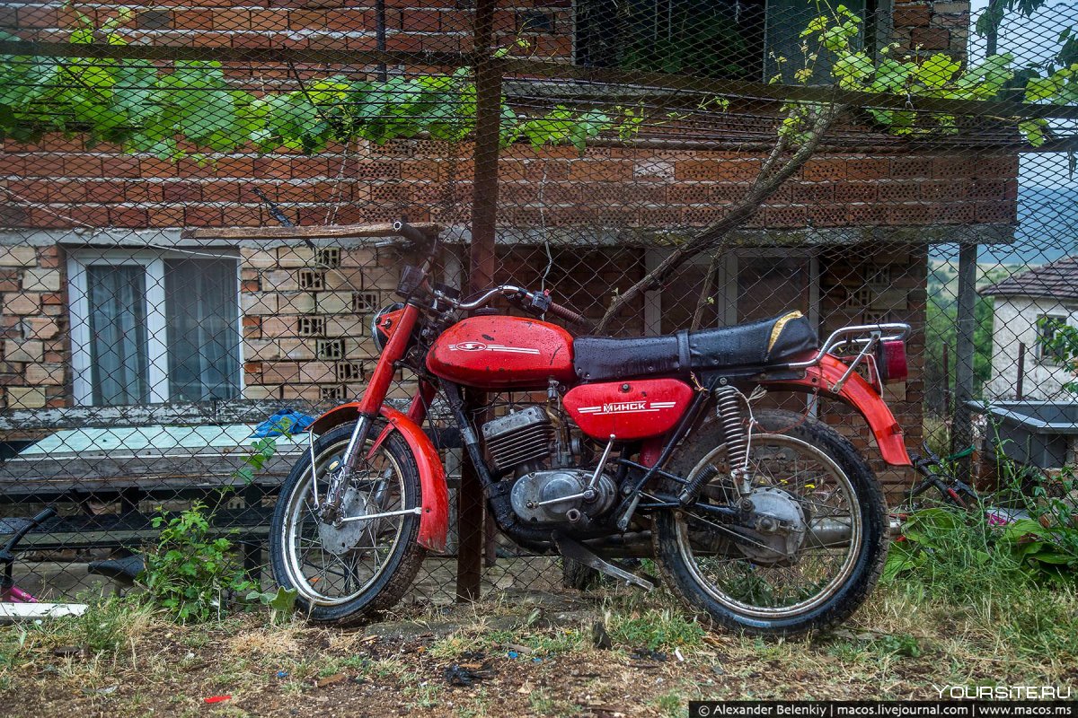 Минск мотоцикл 125 СССР В лесу