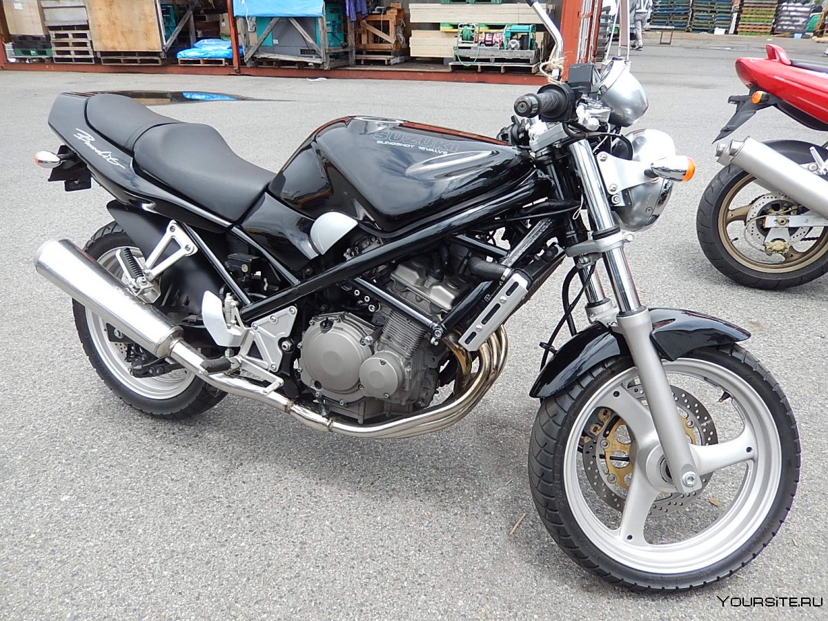 Suzuki Bandit 250 1