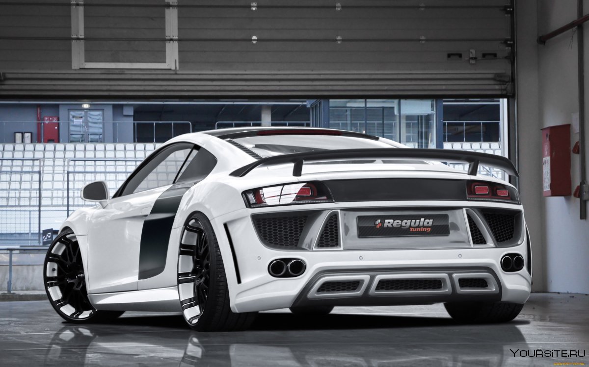 Audi r8 в обвесе