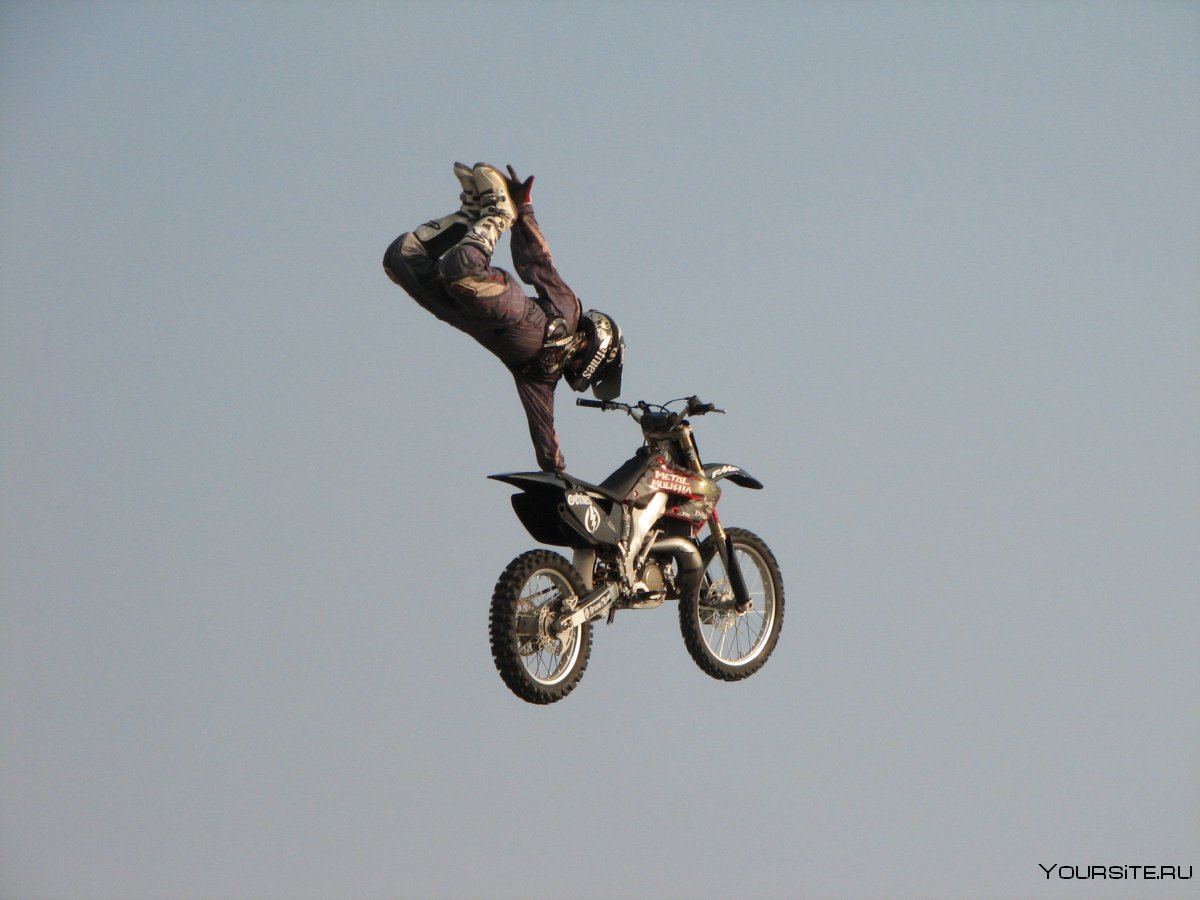 Stunt Bike Freestyle трюки