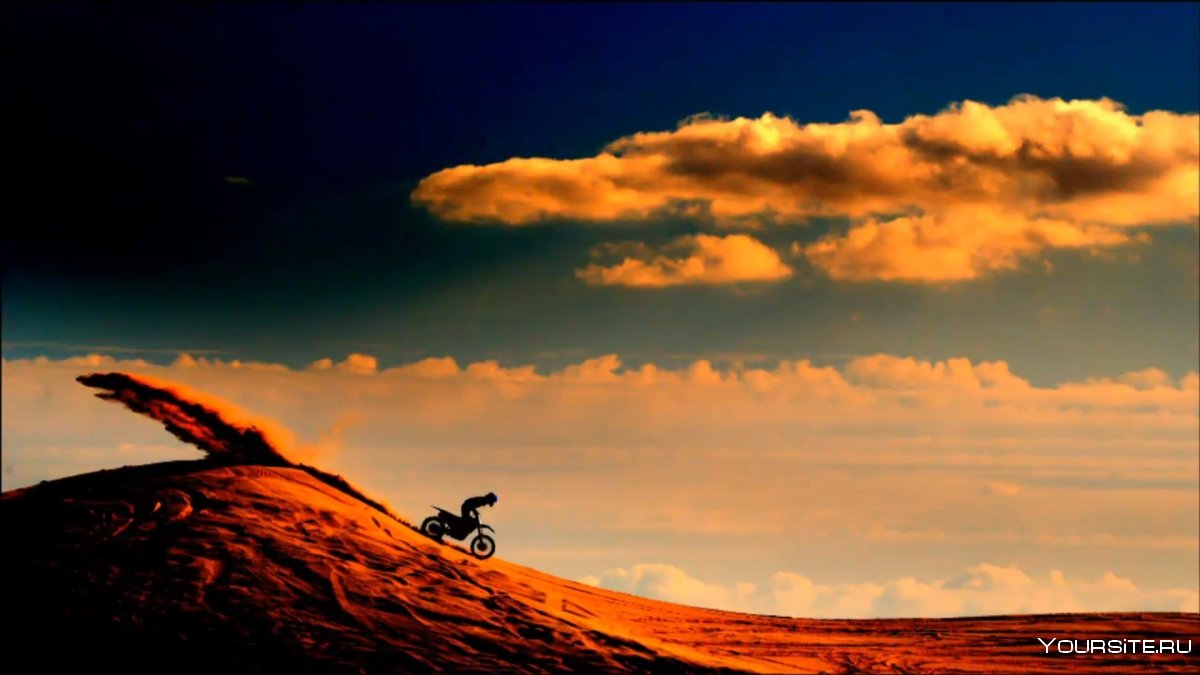 Мотоцикл закат горы