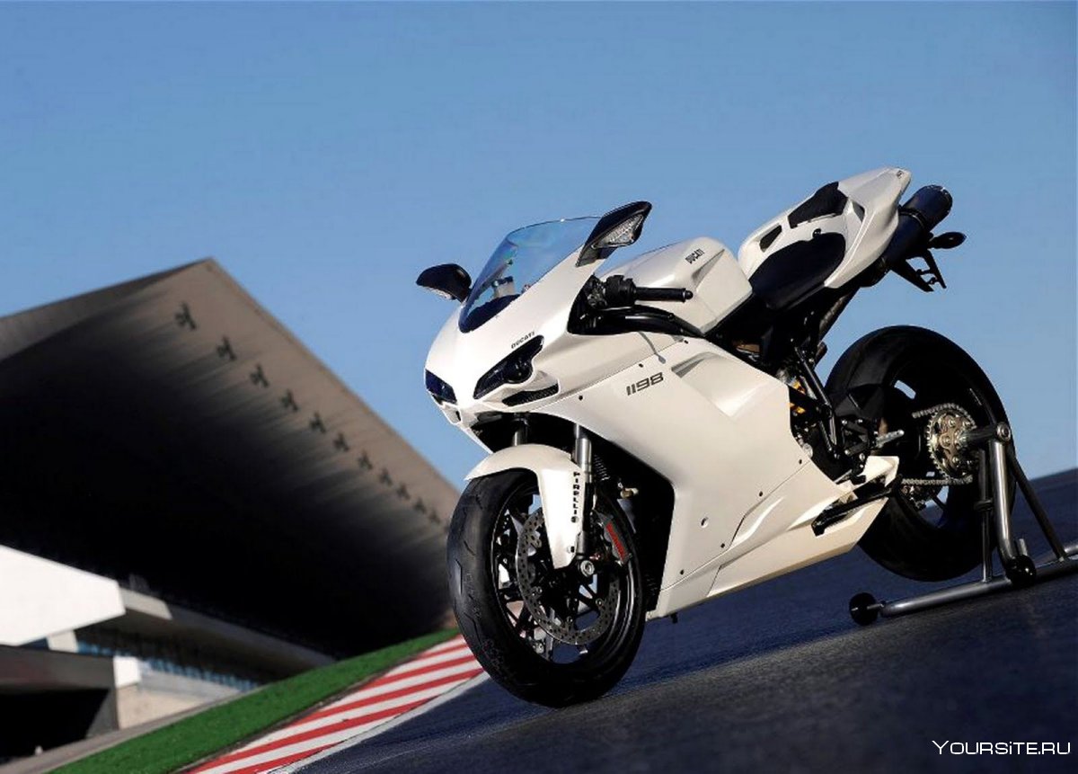 Aprilia RSV 1000 R