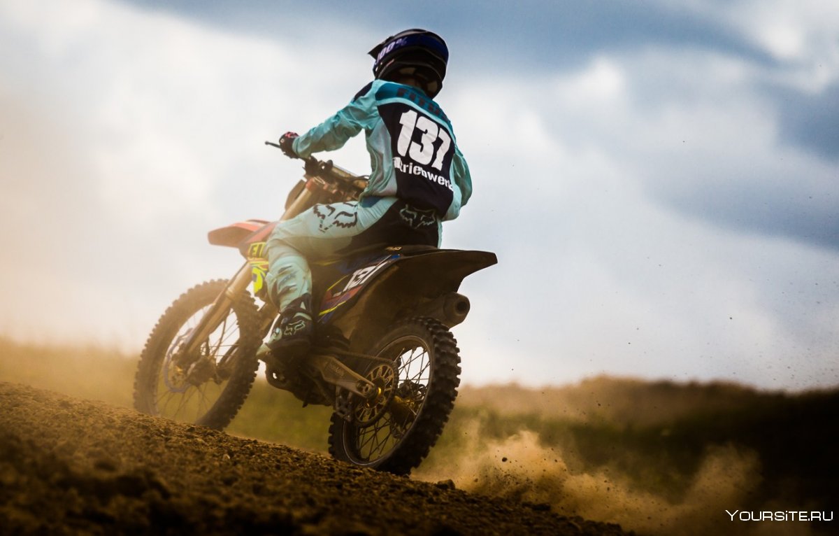 Фон на рабочий стол мотокросс