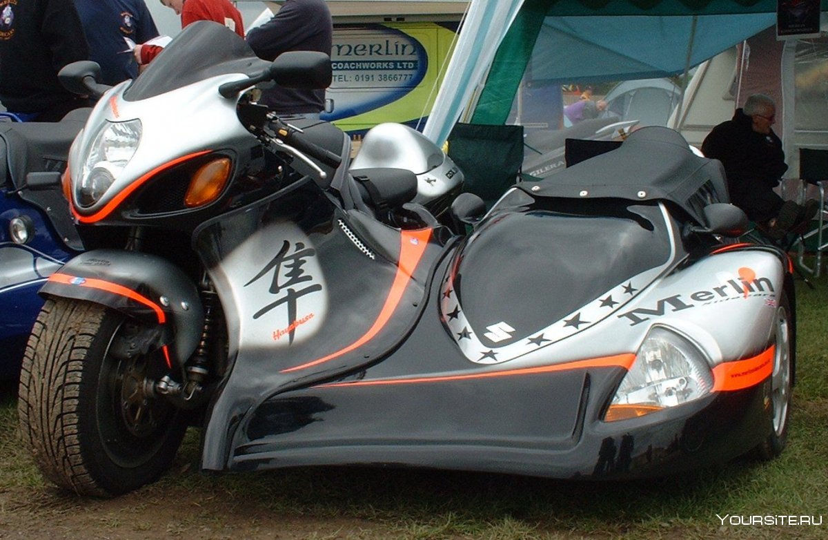 Suzuki Hayabusa с коляской