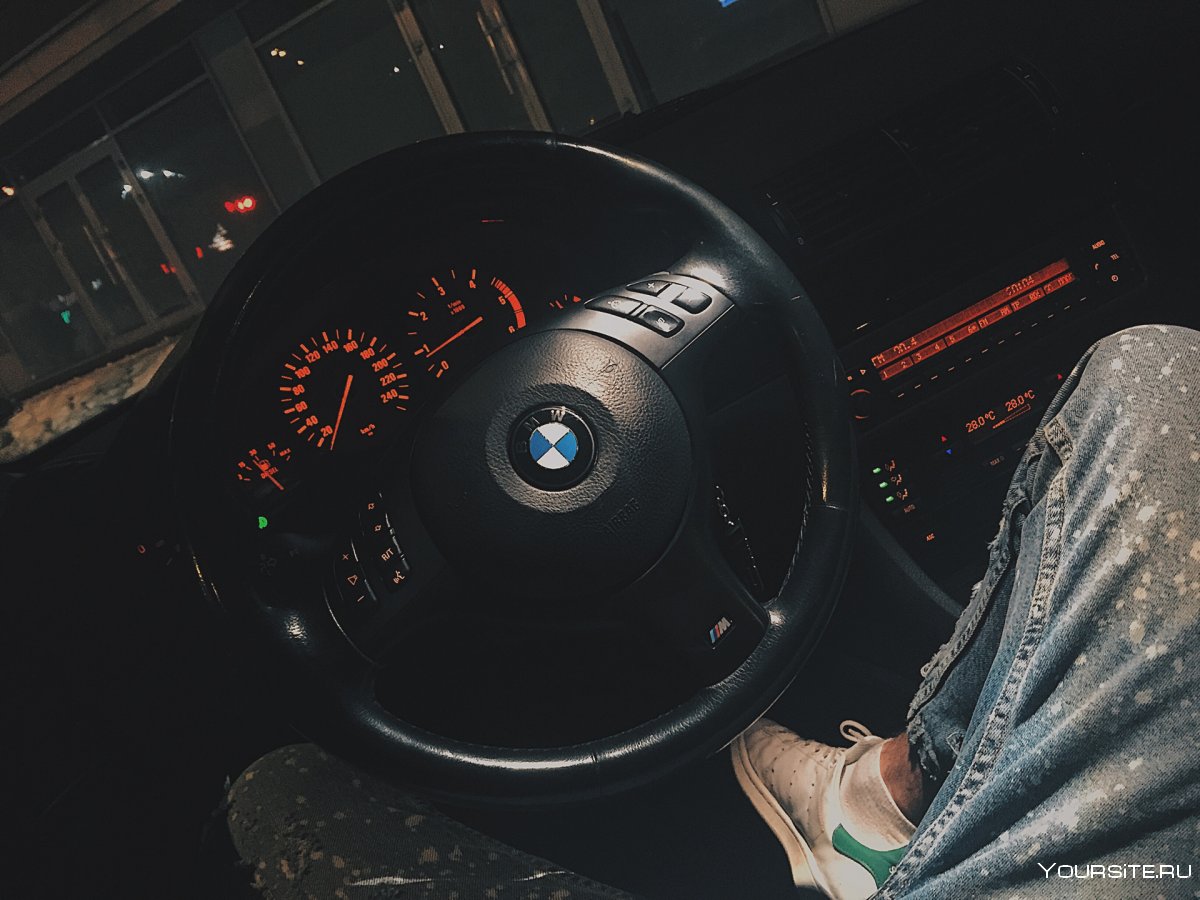 BMW i8 direksiyon