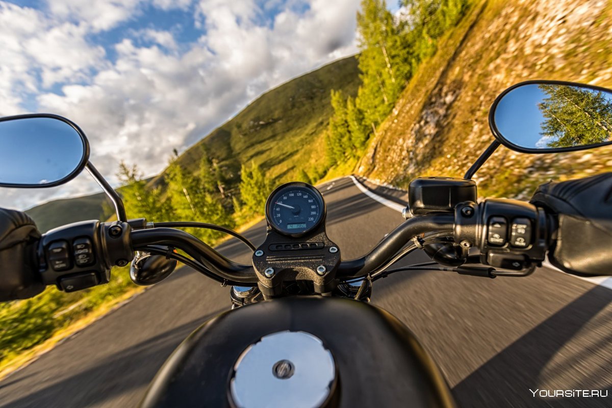 Мотоцикл пейзаж руль
