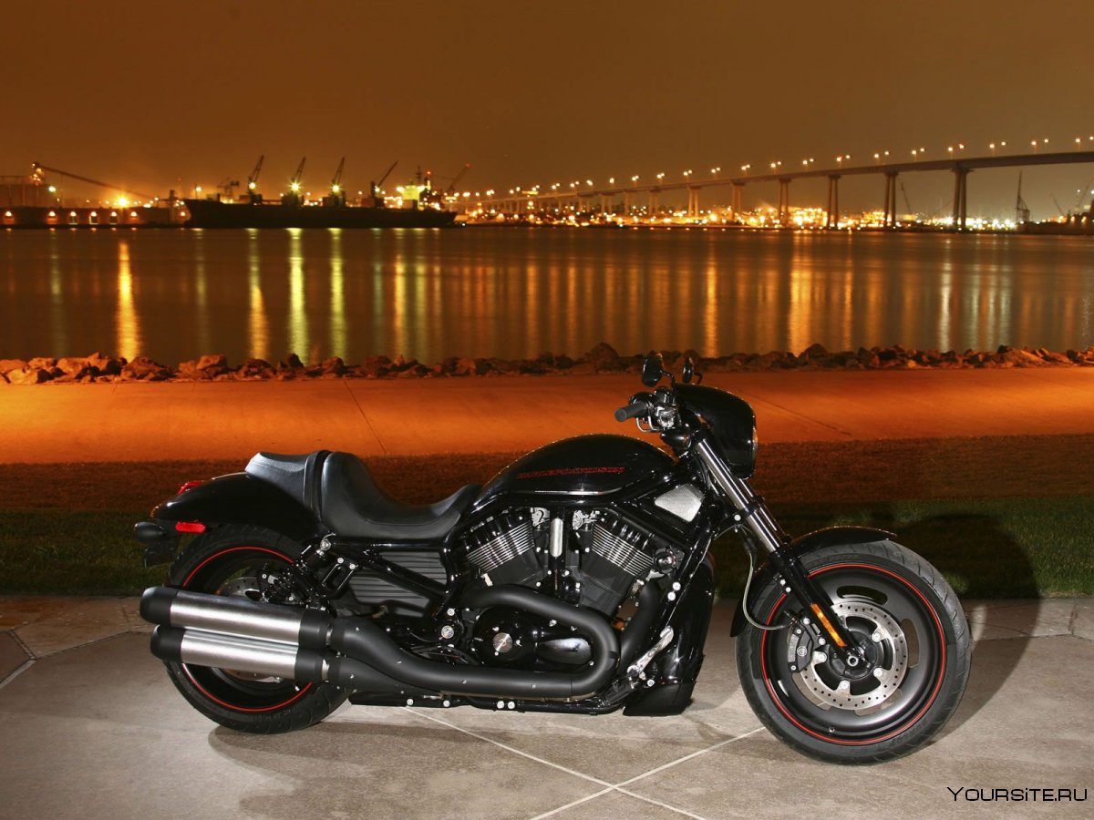 Мотоцикл Harley-Davidson VRSCDX