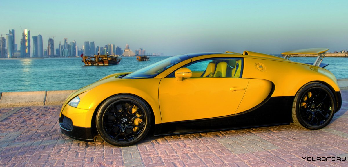 Bugatti Veyron желтый