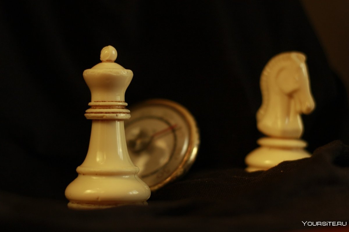 Пешка и Королева шахматы