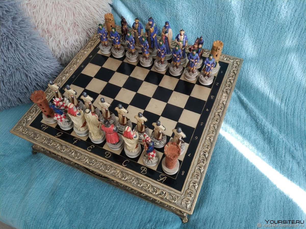 Шахматы малахит