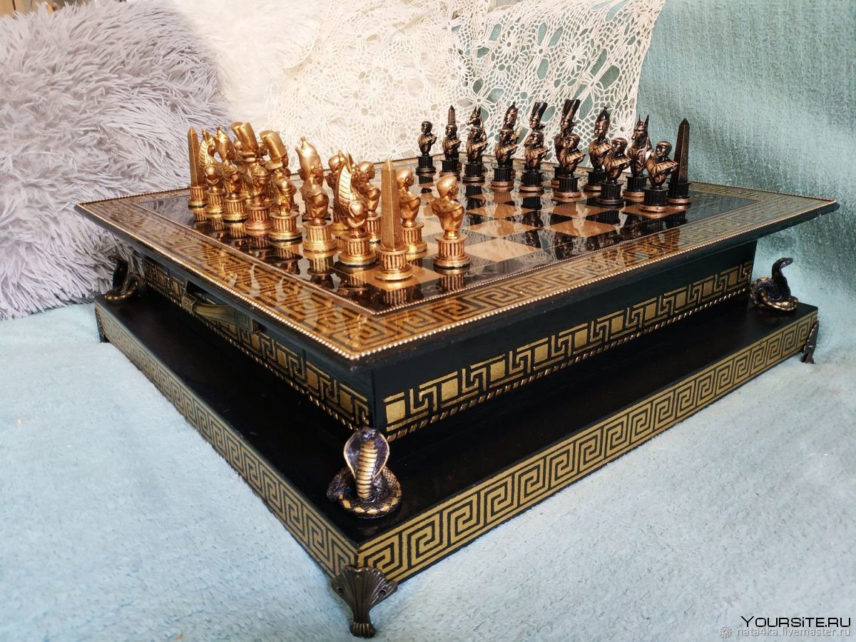 Шахматы в египетском стиле